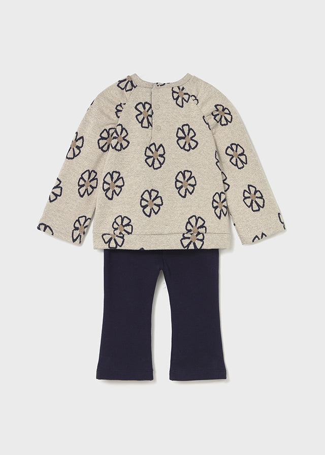 Beige Daisy Print Top & Navy Leggings
