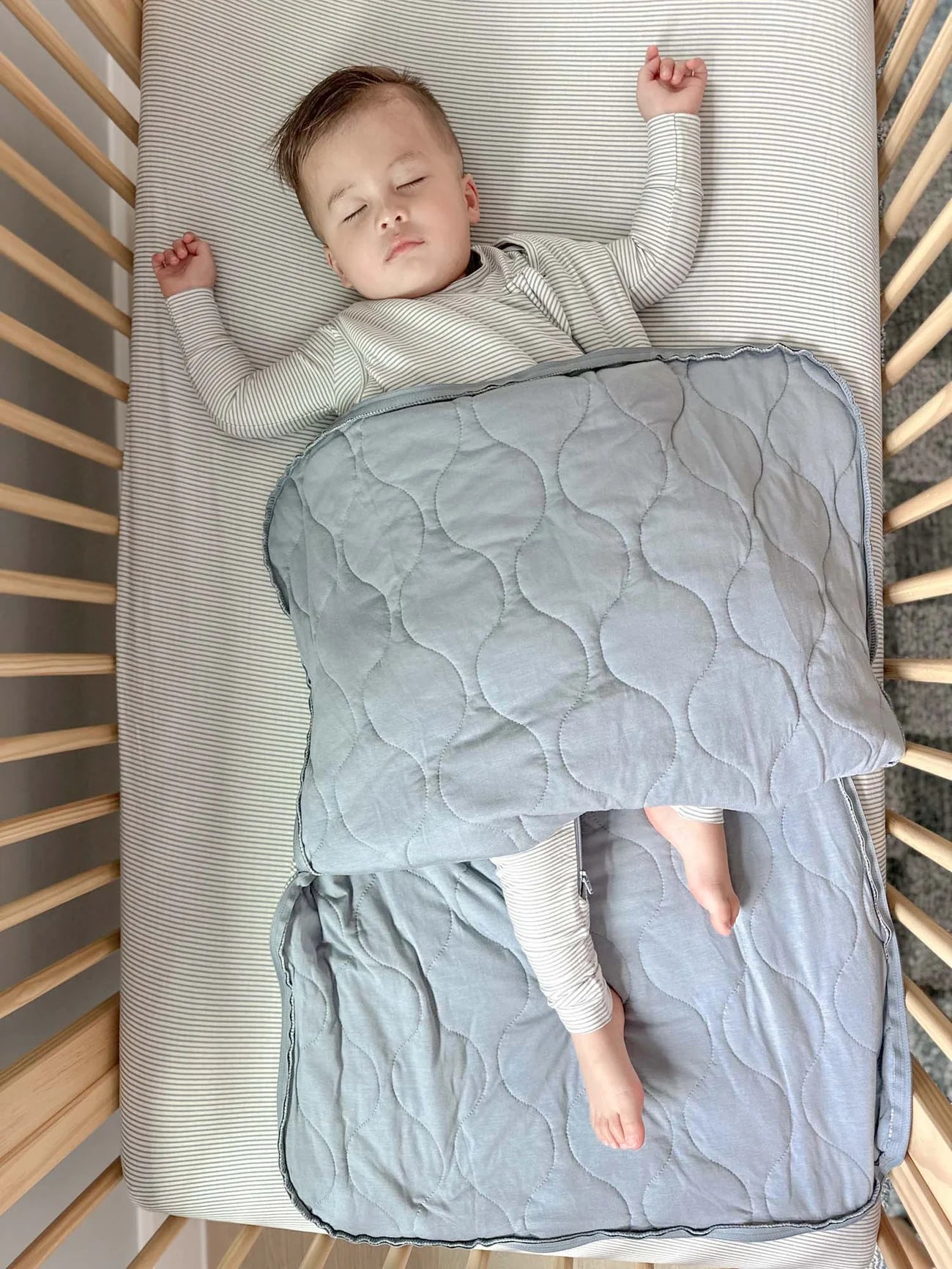 Blue Stripes SLEEP BAG 1.0 TOG