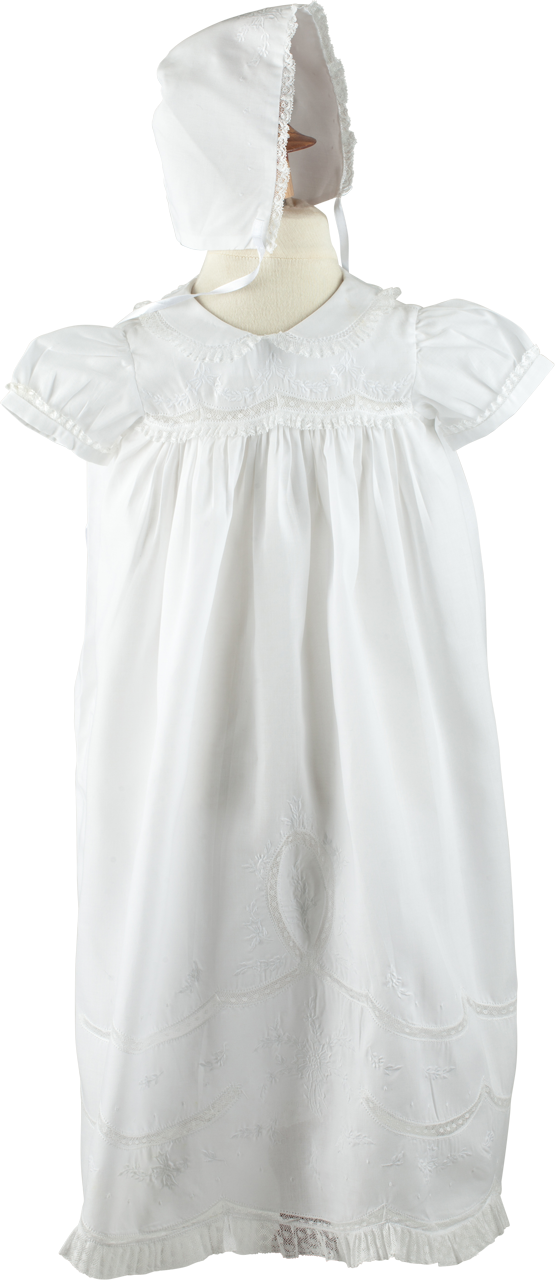 Feltman White Scalloped Lace Gown Set