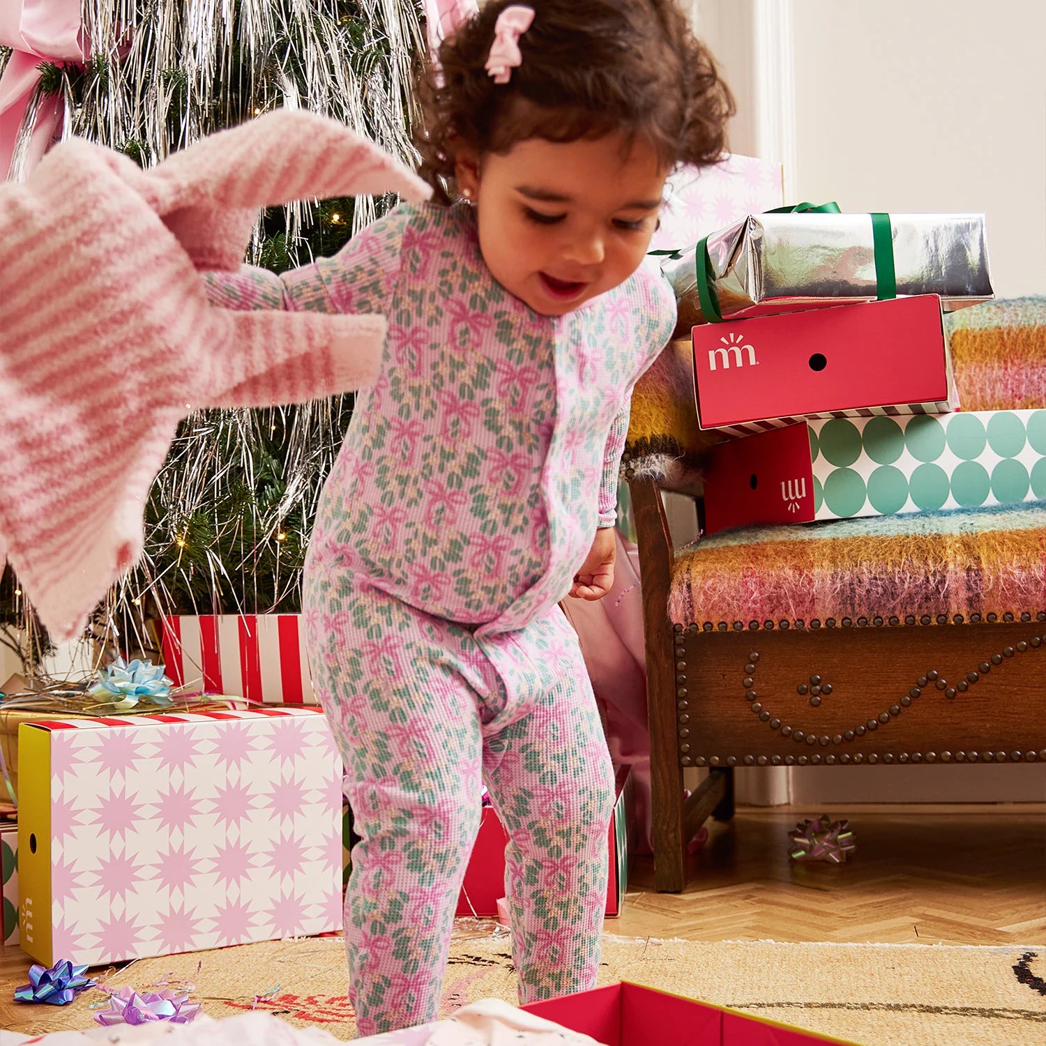 Magnetic Mistle Bow Waffle Footie