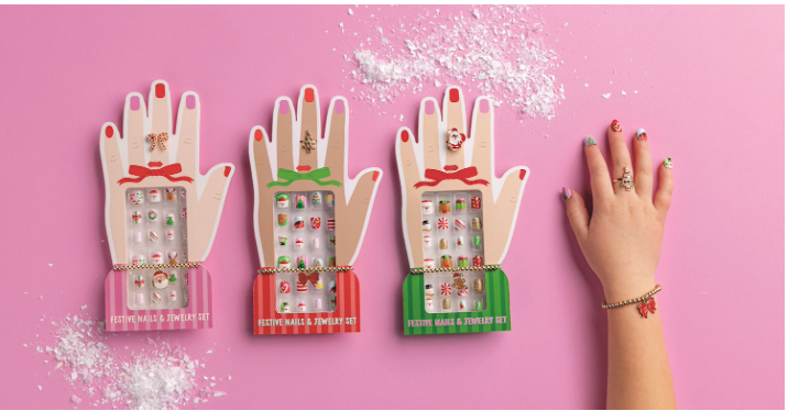 Christmas Nails and Jewelry